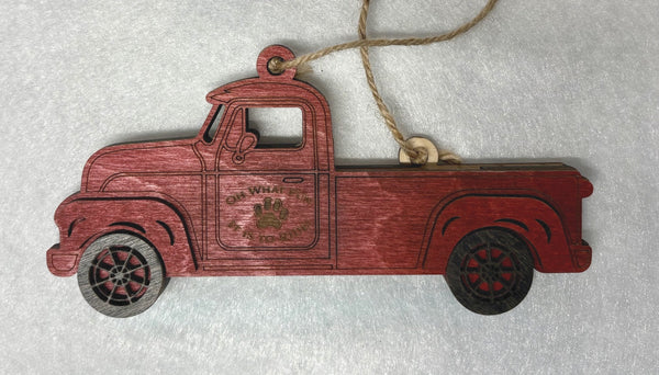 Red truck pet ornament for one removable pet insert
